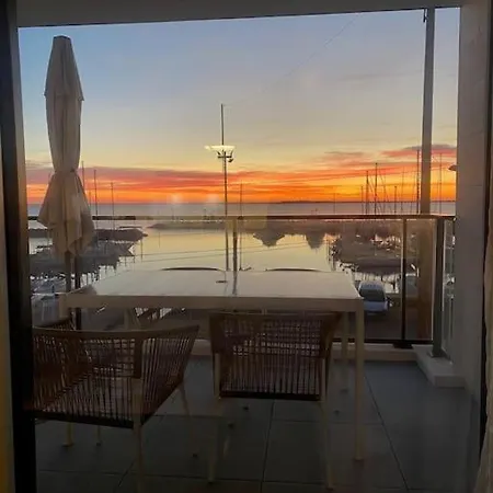 L'Appartement De L'Artiste Marseillan  Extérieur photo